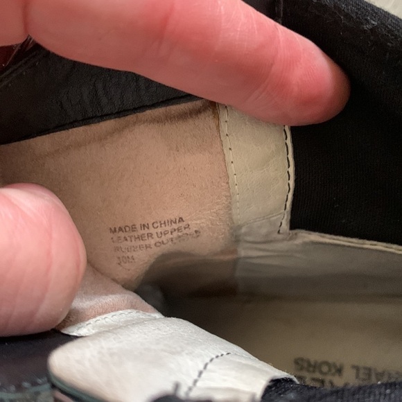 Michael Kors Bromley Black‎ Leather
Wedge Zip Ankle Bootie Size 10 M classic - Picture 10 of 11